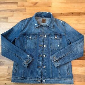 Joe’s distressed Jean jacket / Frannie
